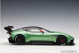 ASTON MARTIN VULCAN 2015 (APPLE TREE GREEN METALLIC) (COMPOSITE MODEL/FULL OPENINGS) AUTOart 1:18